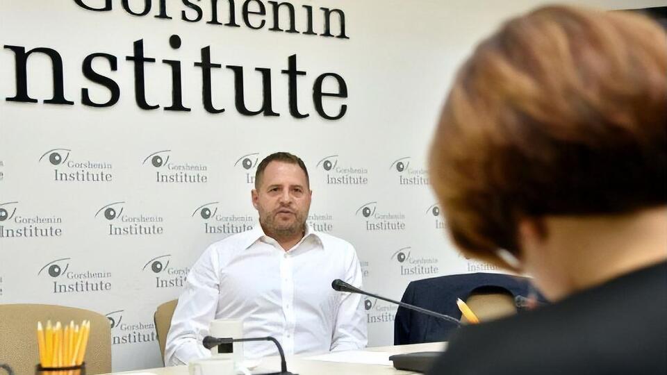 Єрмак (на фото): Поки ми Шефіра з Офісу президента не відпустимо