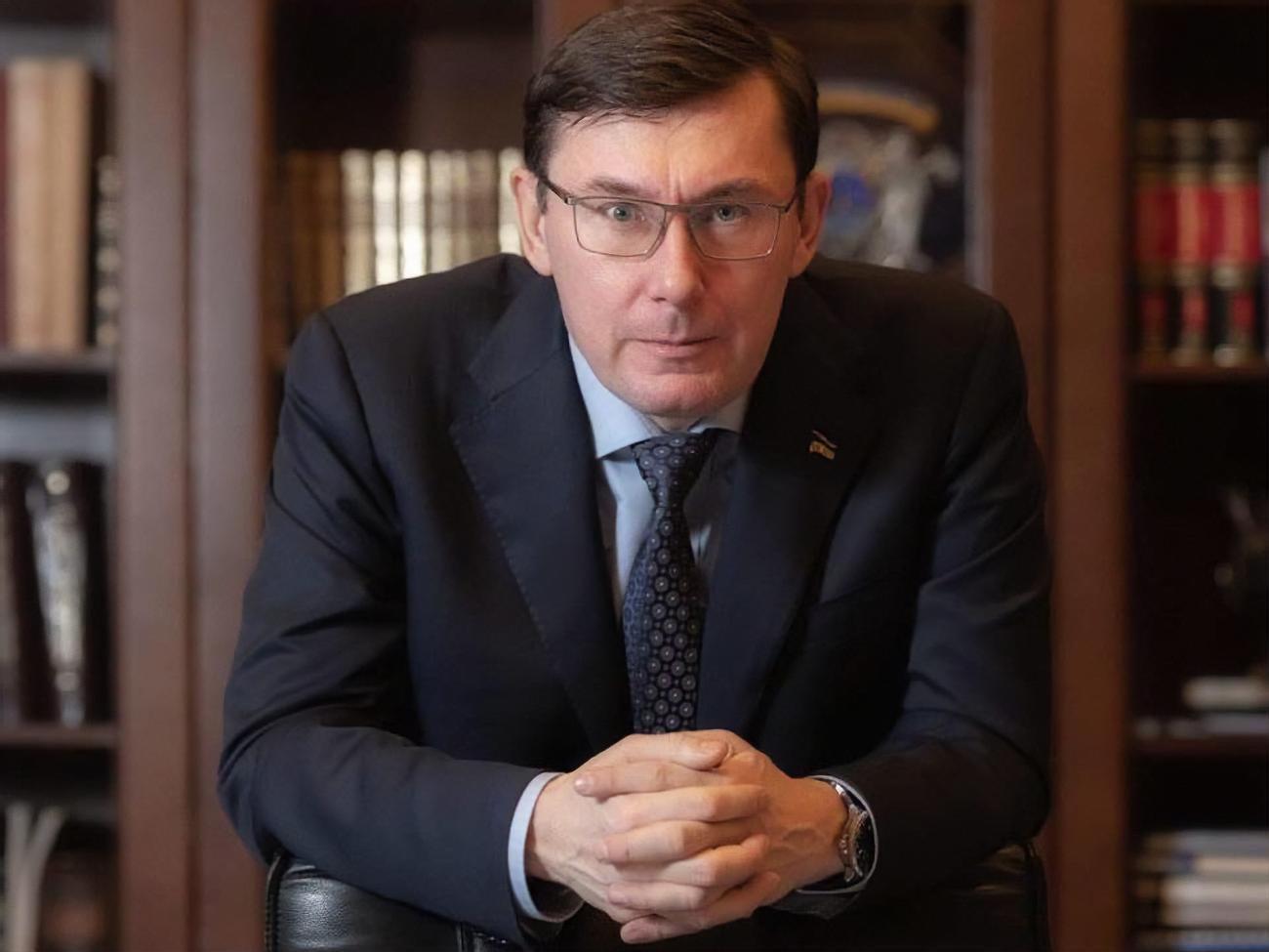 Луценко: Существует требование закона регистрировать заявления о преступлении. Но есть и обязанность защищать суверенитет и территориальную целостность государства