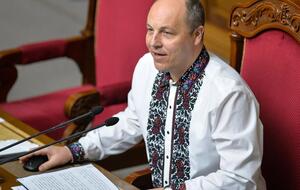 В ГБР полагают, что Парубий создал и координировал вооруженные формирования с целью устроить массовые беспорядки