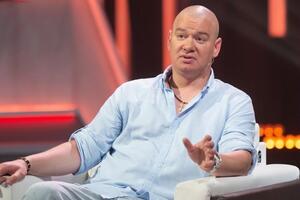 Кошовий про Зеленського: У нього і без нас справ вистачає