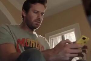 Жизнь героя изменится после находки телефона