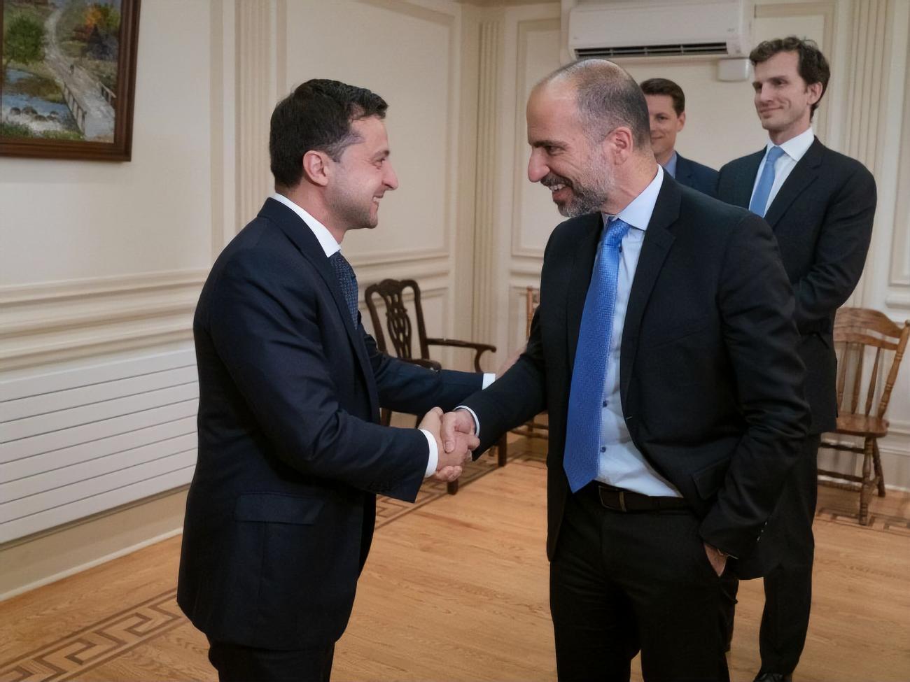 Зеленский проинформировал Хосровшахи о реализации политики реформ, призванной улучшить деловой климат в Украине