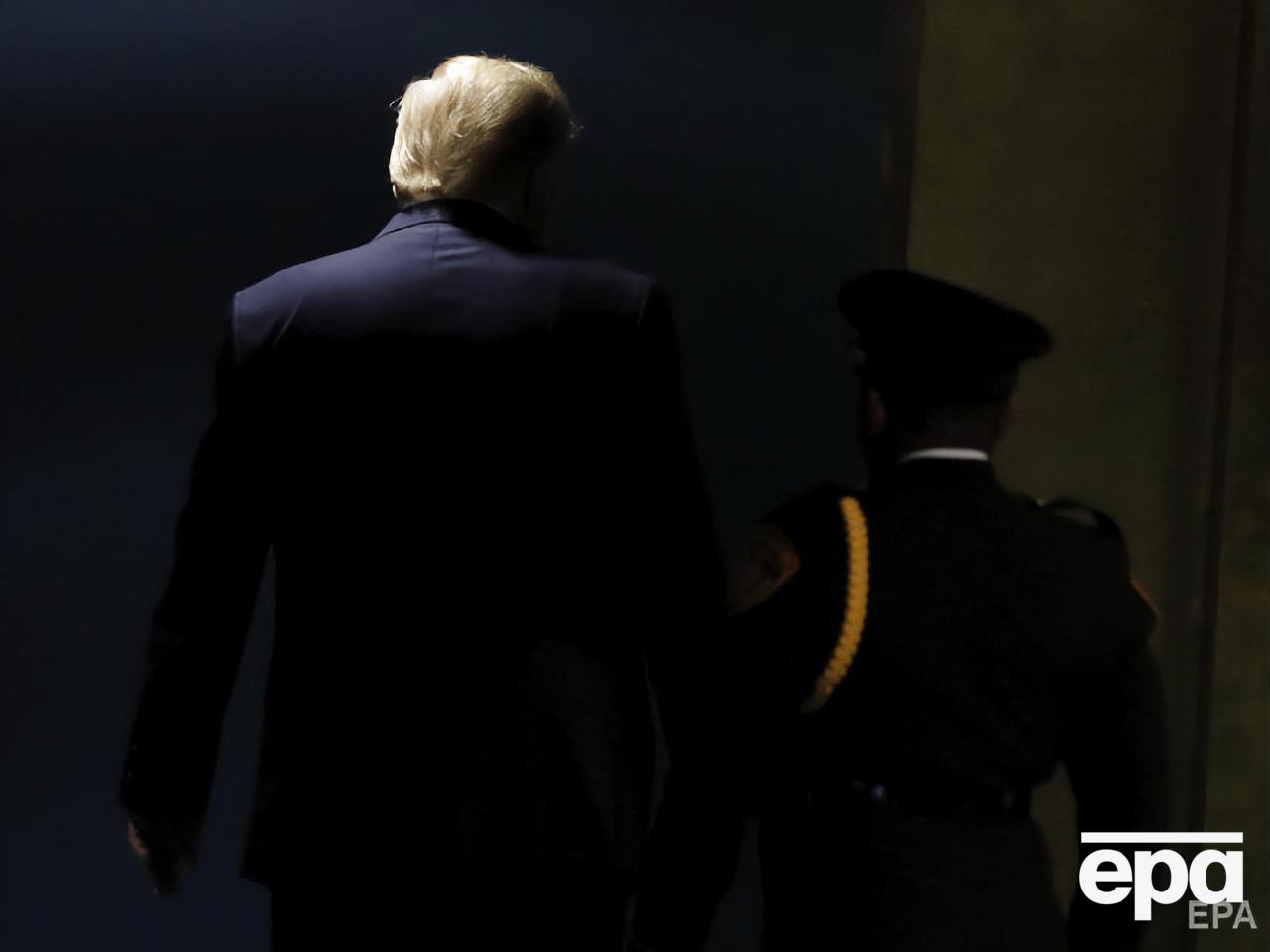 Демократи хочуть усунути Трампа від влади через тиск на Україну