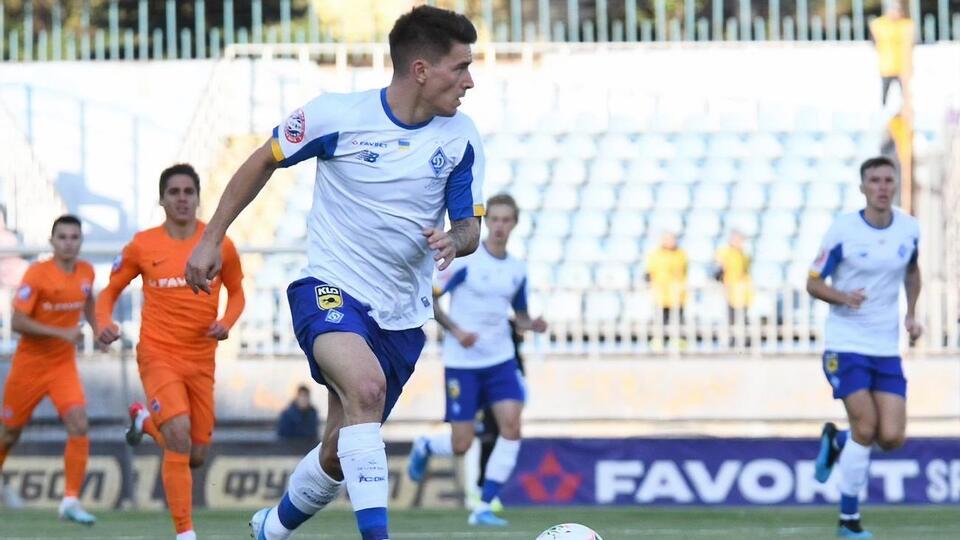 "Динамо" відстає від "Шахтаря" на 10 очок