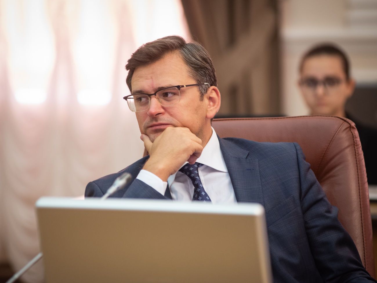 За словами Кулеби, "фундаментально" Україна цінує підтримку Макрона і Меркель