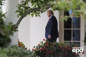 За даними розвідника, Трамп розпорядився припинити програму допомоги Україні більше ніж за тиждень до розмови із Зеленським
