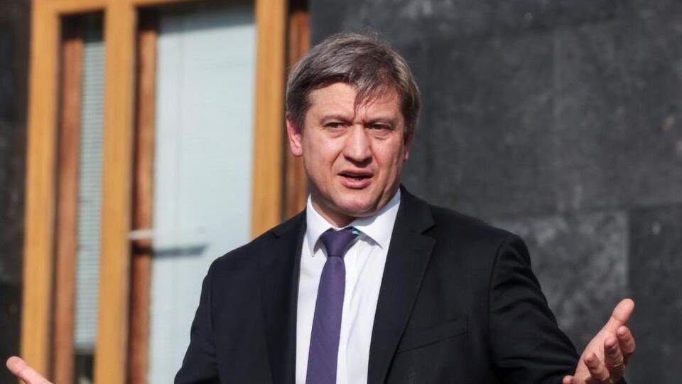 Данилюк тоже написал заявление об уходе с должности