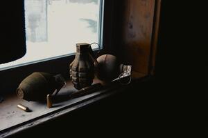 Діти на окупованій частині в Луганській області знайшли схованку зі зброєю