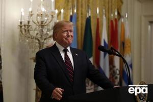 Трамп (на фото) назвав Зеленського "дуже добрим президентом"