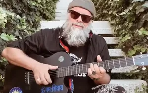 Гребенщиков співав про пропагандистів