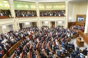 Спікер Ради оголосив, що п'ять нардепів приєдналися до фракції "Слуга народу"