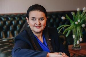 Маркарова: Все зарплаты платятся вовремя, все контракты выплачиваются