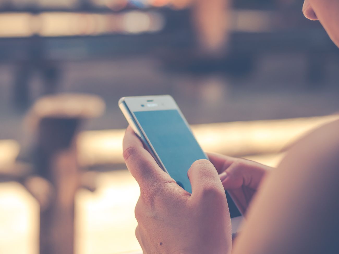 Все сим-карты украинских операторов могут заставить регистрировать с паспортом