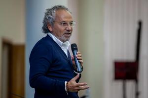 Шустер: Почему я выбрал "Украину" и Рината Ахметова? Какая мне разница, кому принадлежит канал? Он не влияет на то, что мы делаем
