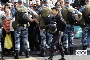 Під час акцій 27 липня і 3 серпня в Москві було затримано кілька тисяч осіб, силовики застосовували силу та спецзасоби
