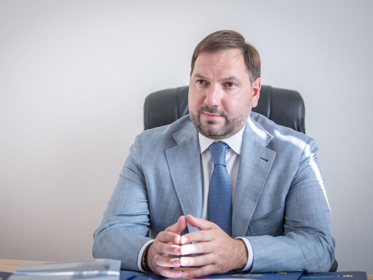 Кавун был люстрирован в 2014 году