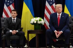 Президент Украины Владимир Зеленский и президент США Дональд Трамп впервые лично встретились 25 сентября 2019 года в Нью-Йорке во время Генассамблеи ООН уже после скандала с телефонными переговорами