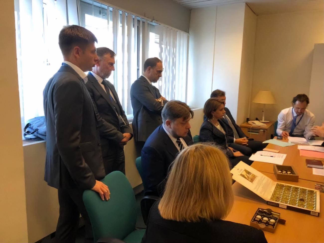 Деякі члени української делегації присутні на сесії ПАРЄ неформально