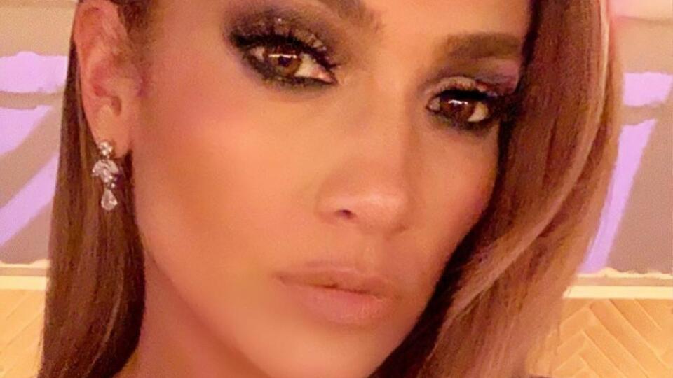 Лопес готовится к свадьбе