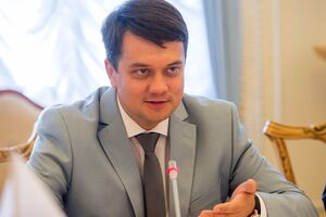 Разумков: За кнопкодавство нужно наказывать