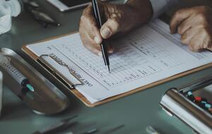 Кабмин намерен развивать программу "Доступные лекарства", постепенно расширяя перечень бесплатных для пациента лекарственных средств