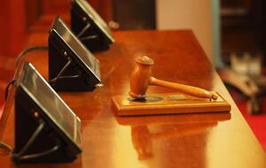 Суд дозволив заочне розслідування щодо Малишева