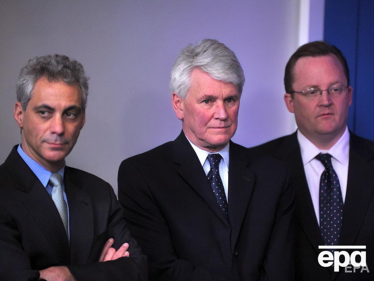 Крейг (в центре) признан невиновным