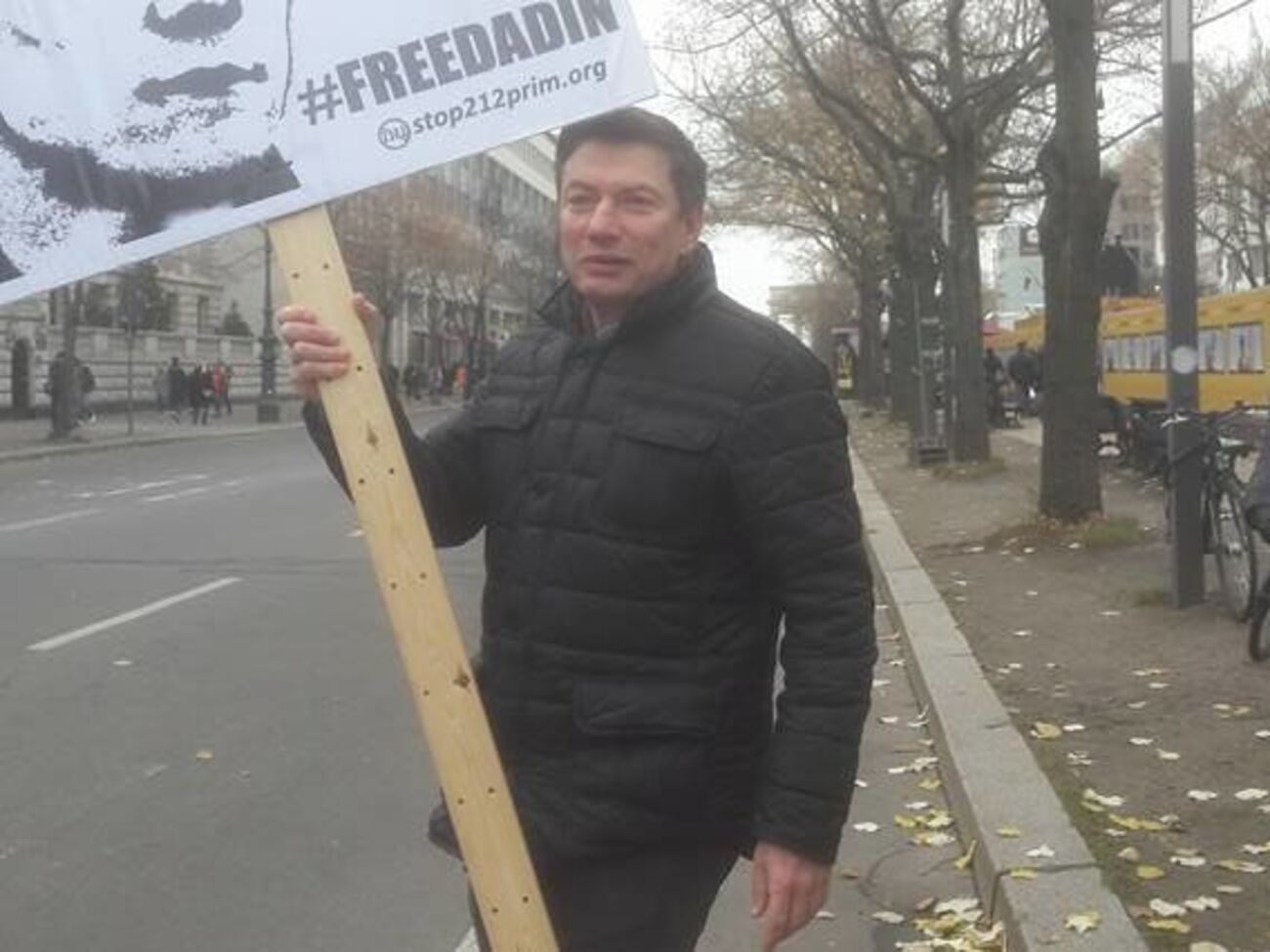 Если СССР западные политики открыто называли империей зла, то путинскую Россию они обижать боятся. Российский олигархат – их близкие партнеры