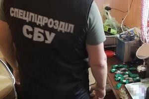 Подпольный цех мужчины обустроили на территории частного домохозяйства одного из дачных кооперативов