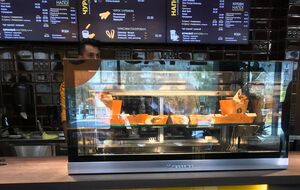 Первая кофейня открыта рядом с фабрикой корпорации в Киеве