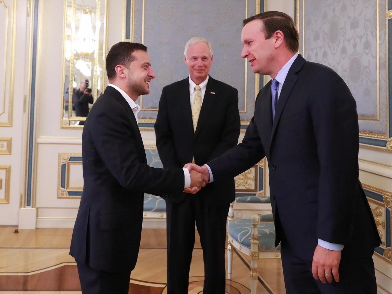 Зеленський зустрівся з американськими сенаторами