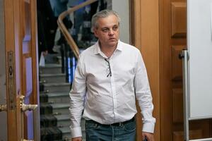 Рахманін: Пояснюю. Один мене запитував, що таке регуляторні органи, другий – чому Верховна Рада не може створювати дорадчі органи. Кажу: "Може"