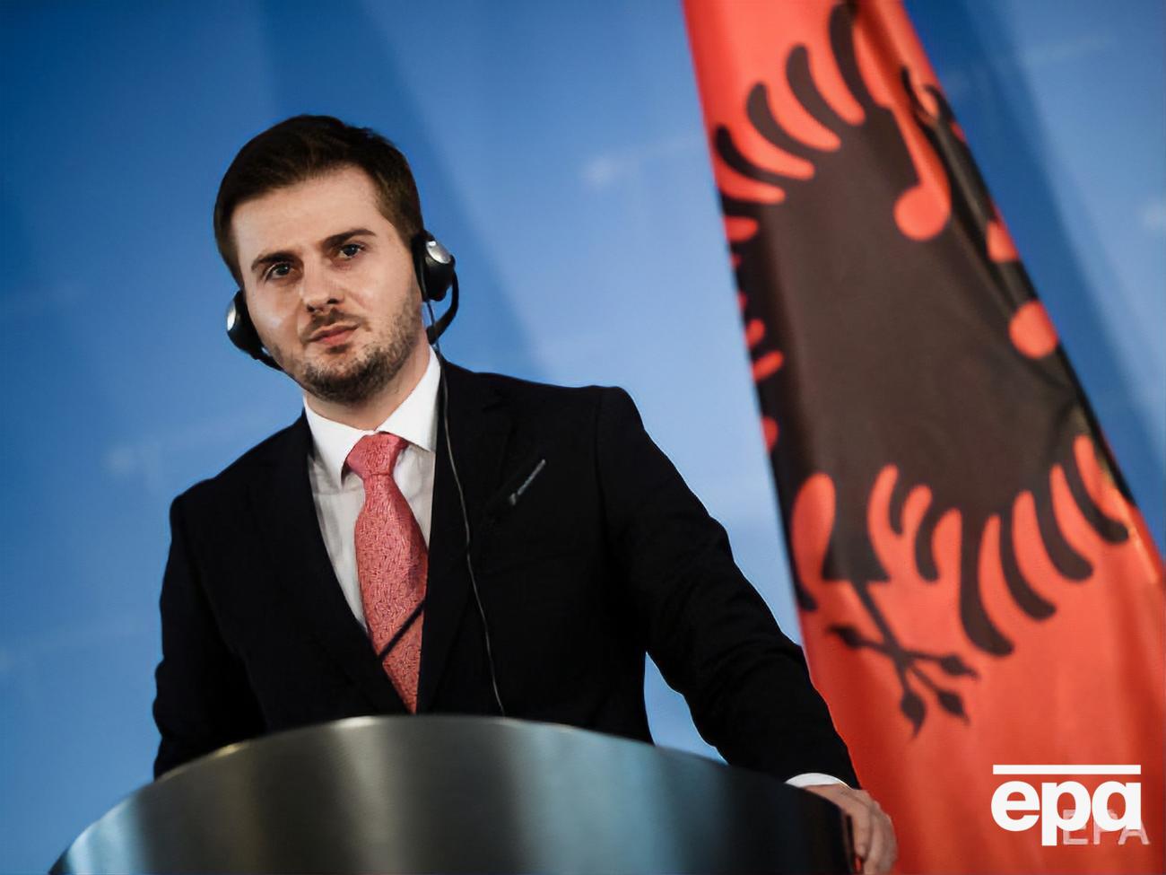 Сакай сподівається, що переговори про вступ у ЄС почнуть одночасно Албанія й Північна Македонія