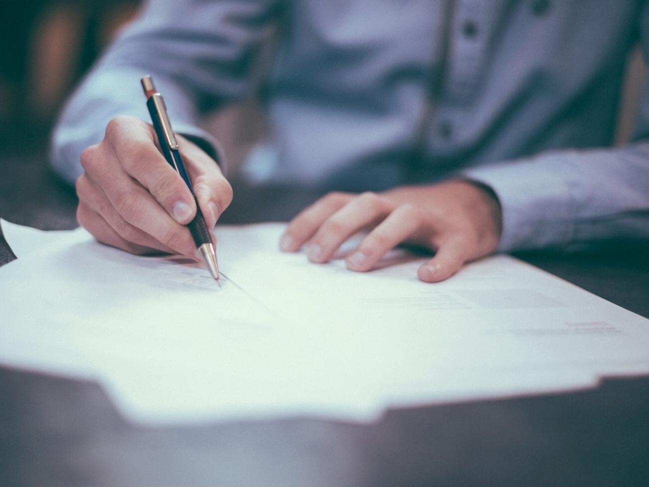 Прокуратура открыла уголовное производство по статье "использование заведомо поддельного документа"