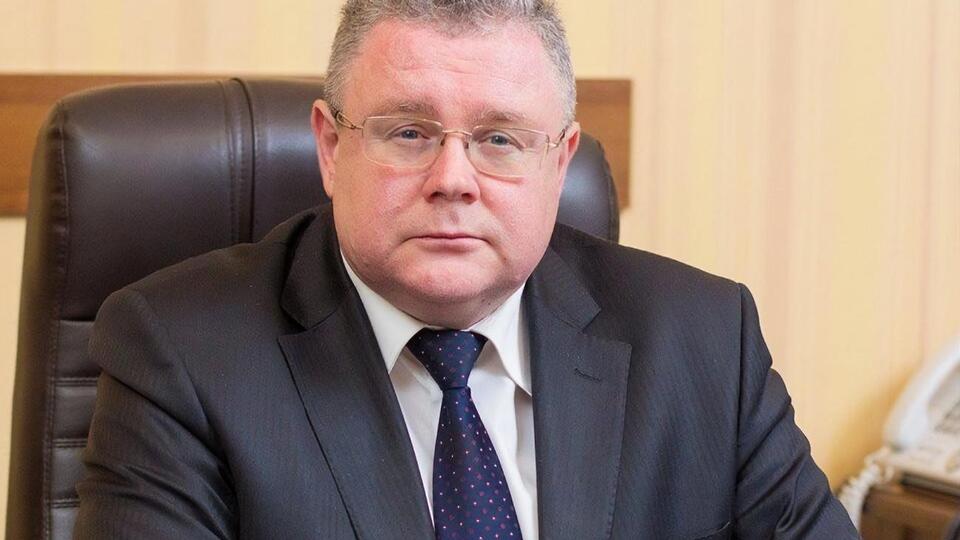 Видання 061.ua повідомляє, що інформація про звільнення Романова з'явилася після того, як генпрокурор звільнив керівників прокуратур у чотирьох областях