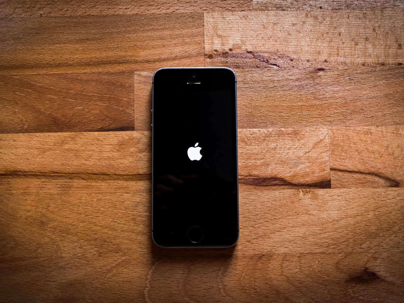В Apple отказались комментировать возвращение Touch ID в iPhone
