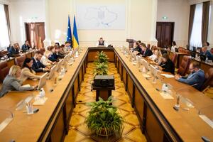 У Кабміні призначили та звільнили групу заступників міністрів