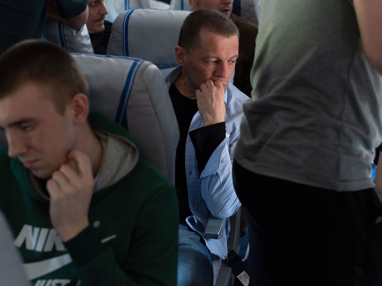 Сущенко (в центре) вернулся в Украину