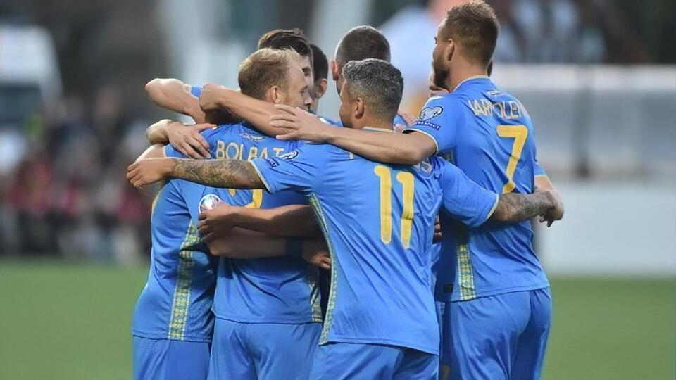 Украина победила Литву и уверенно возглавляет группу В отбора на Евро 2020