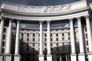 МЗС України закликало міжнародну спільноту посилити санкції проти Росії