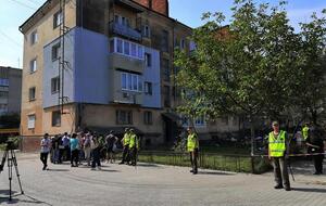 Розглядають три версії обвалення будинку у Дрогобичі: підтоплення будівлі через дощі, перепланування або вибух побутового газу