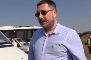 Ежов улетел в Россию 7 сентября