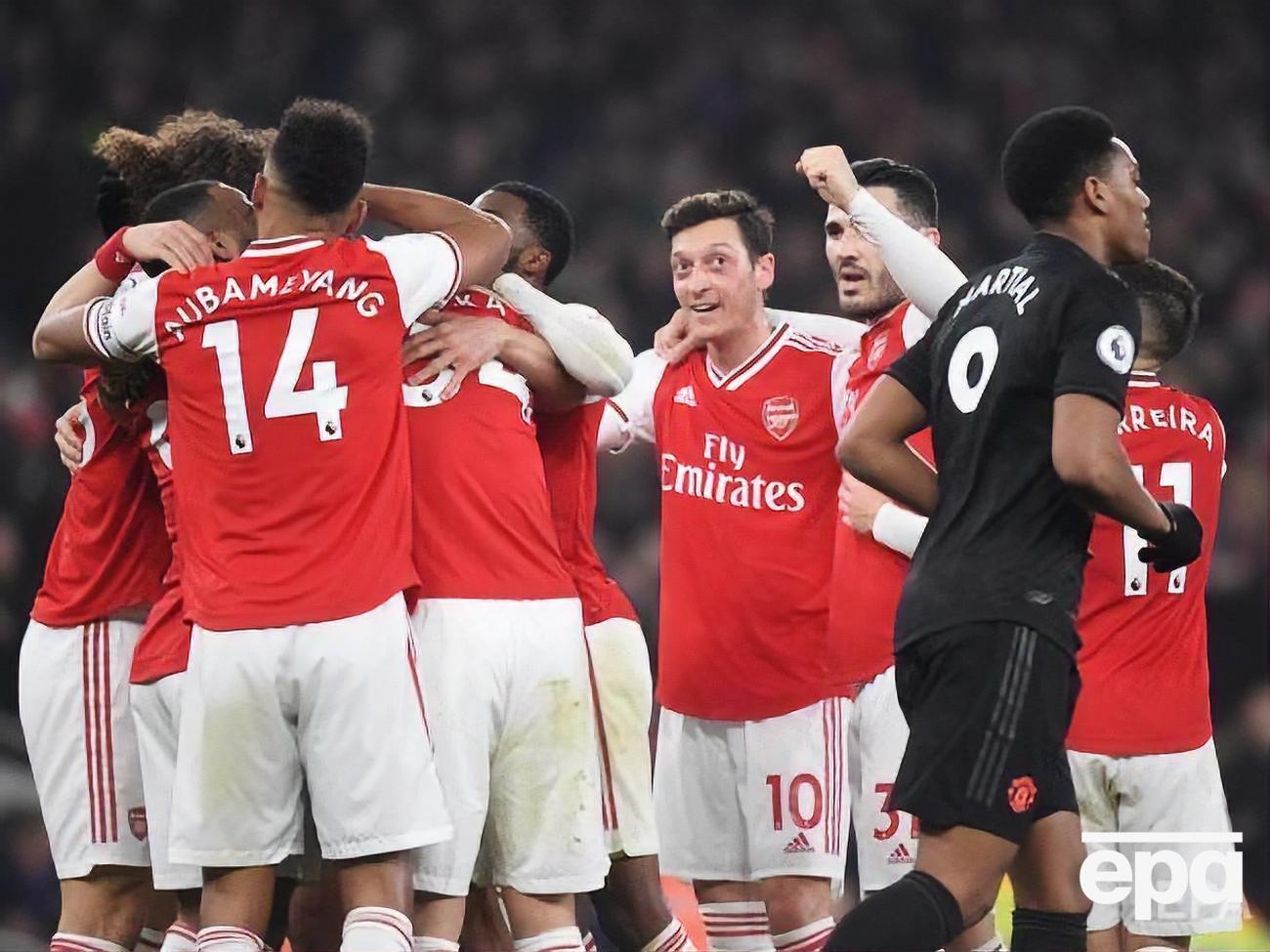 "Арсенал" победил "Манчестер Юнайтед" со счетом 2:0