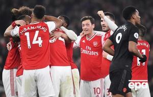 "Арсенал" победил "Манчестер Юнайтед" со счетом 2:0