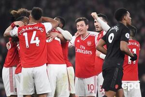 "Арсенал" победил "Манчестер Юнайтед" со счетом 2:0