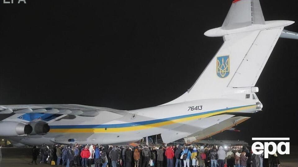 Українських військових звільнили 29 грудня