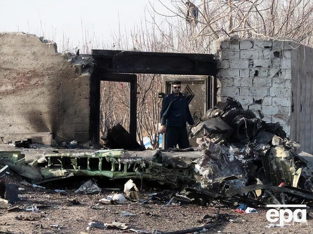 Унаслідок авіакатастрофи загинули 167 пасажирів і дев'ятеро членів екіпажу