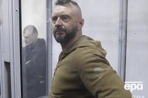 В оранізації нагадали, що, за даними журналістів, підозрюваний Андрій Антоненко вищий за людину, яка брала участь у закладенні вибухівки під машину Шеремета