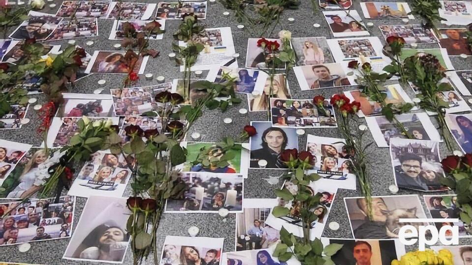 На борту рейсу МАУ перебували 167 пасажирів і дев'ять членів екіпажу. Ніхто не вижив