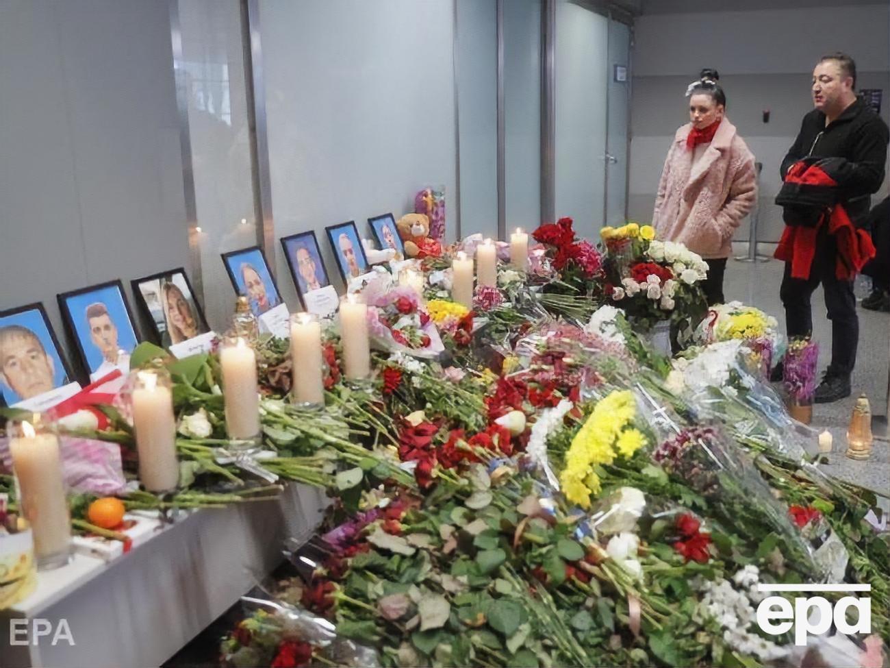 На борту рейса PS752 МАУ находилось 167 пассажиров и девять членов экипажа. Никто не выжил
